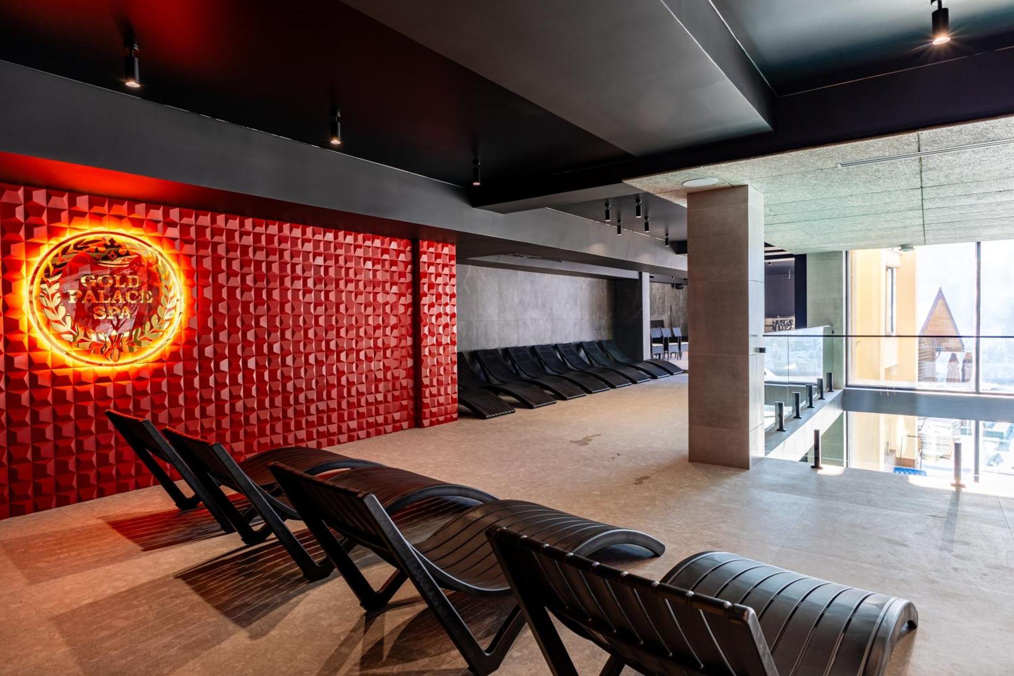 Gold Palace Wellness & Spa 布克维 外观 照片